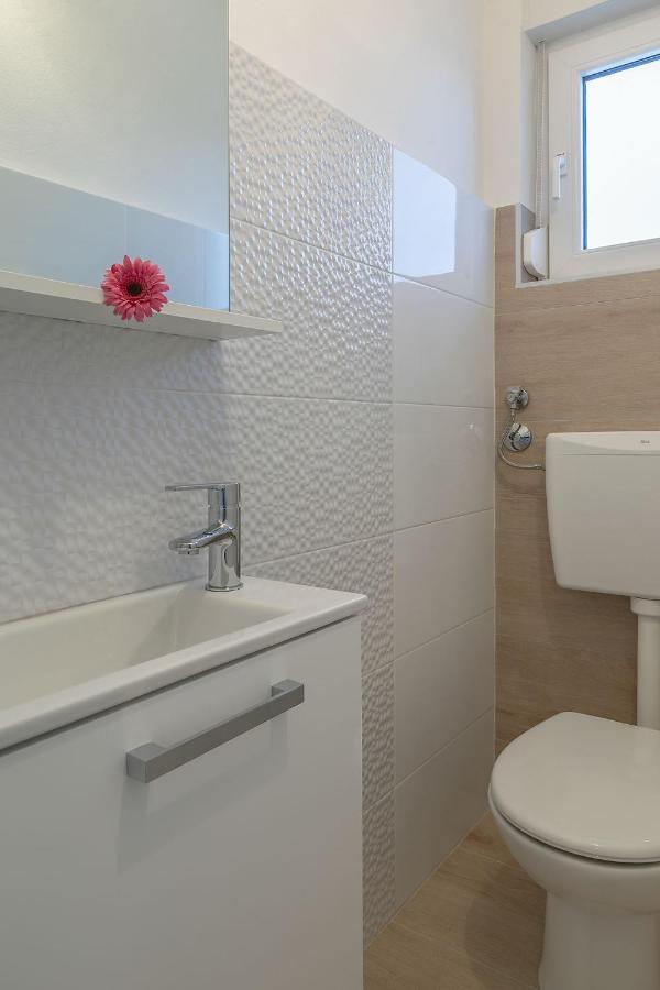 Premium 100M2 Sea View Apartment Ližnjan Eksteriør bilde