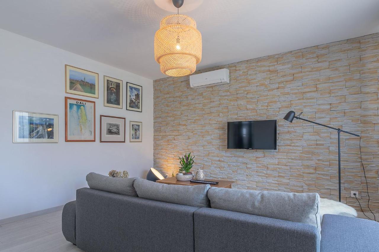 Premium 100M2 Sea View Apartment Ližnjan Eksteriør bilde
