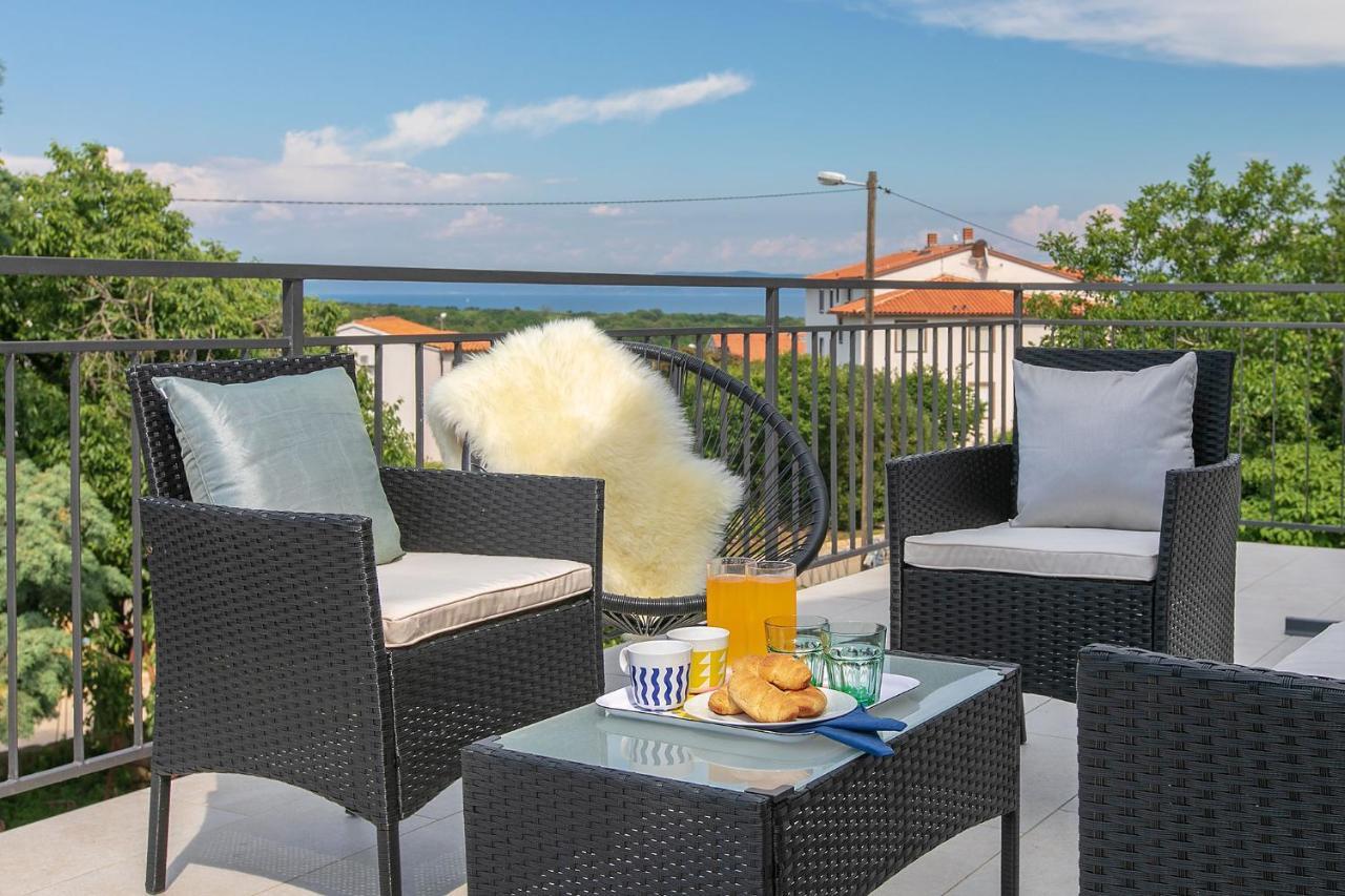 Premium 100M2 Sea View Apartment Ližnjan Eksteriør bilde