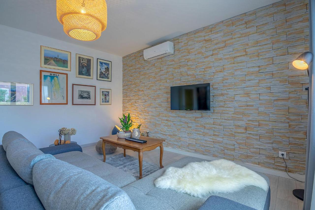 Premium 100M2 Sea View Apartment Ližnjan Eksteriør bilde